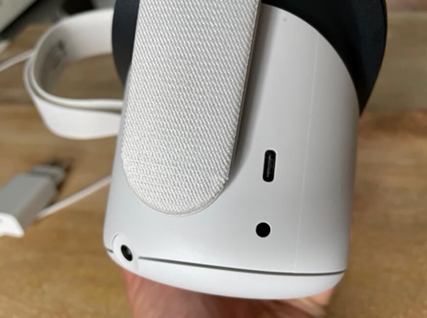 Die Anschlüsse der Oculus Quest 2